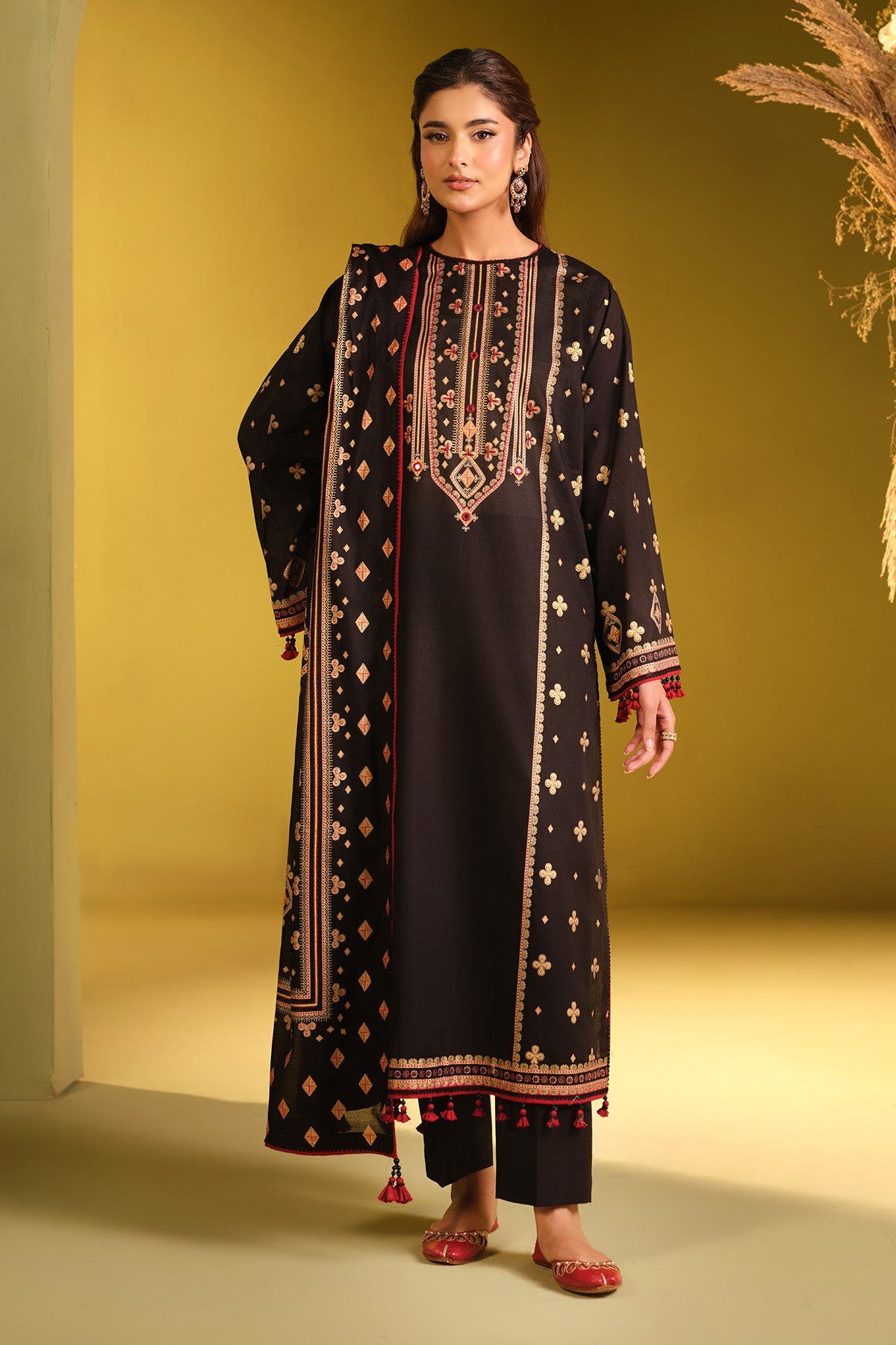 3 PIECE UNSTITCHED - LAWN | PRINTED