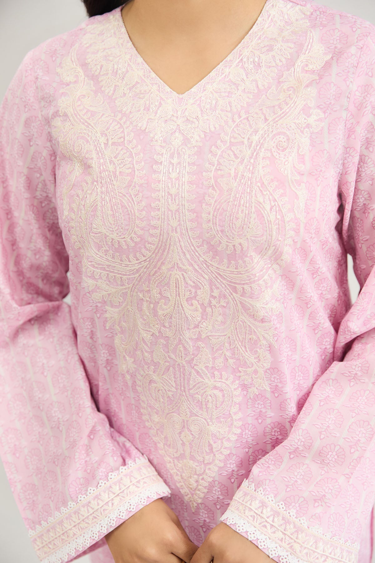 2 PIECE UNSTITCHED - LAWN | EMBROIDERED