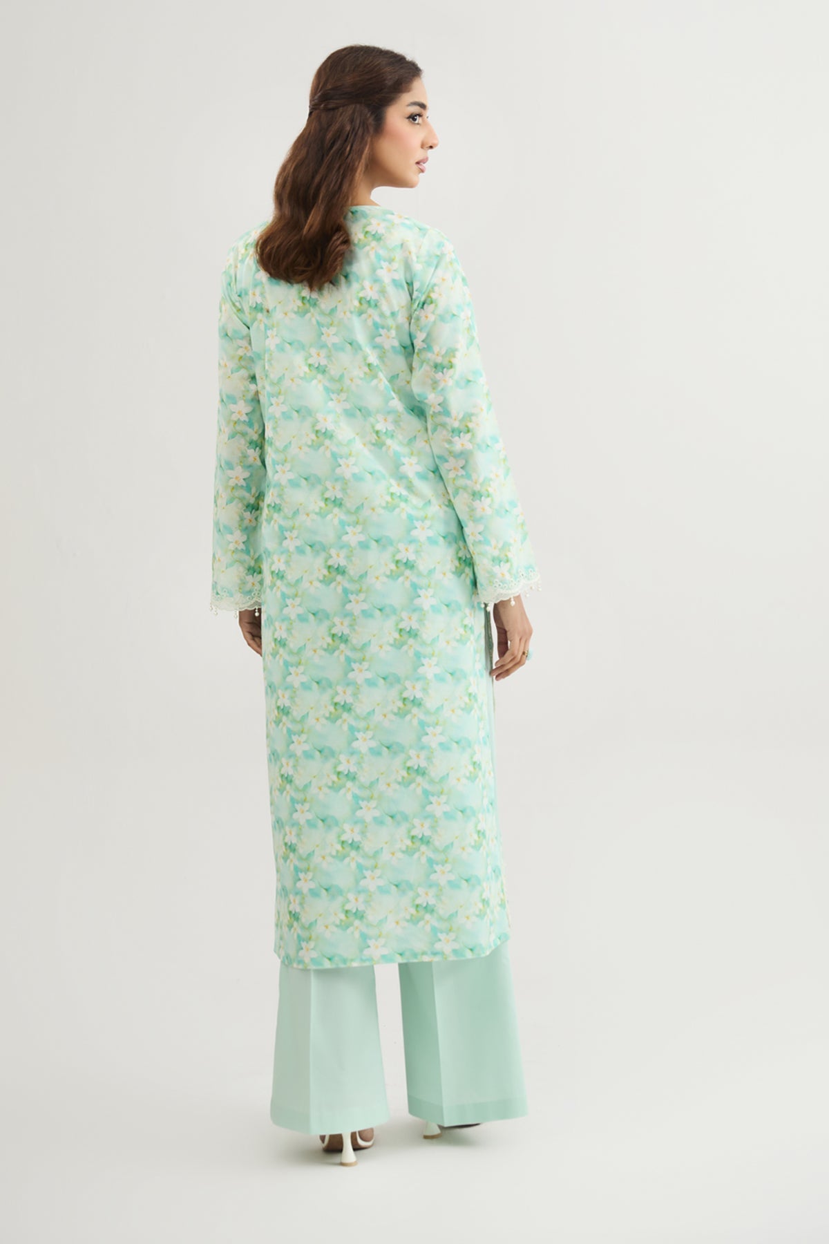 2 PIECE UNSTITCHED - LAWN | EMBROIDERED
