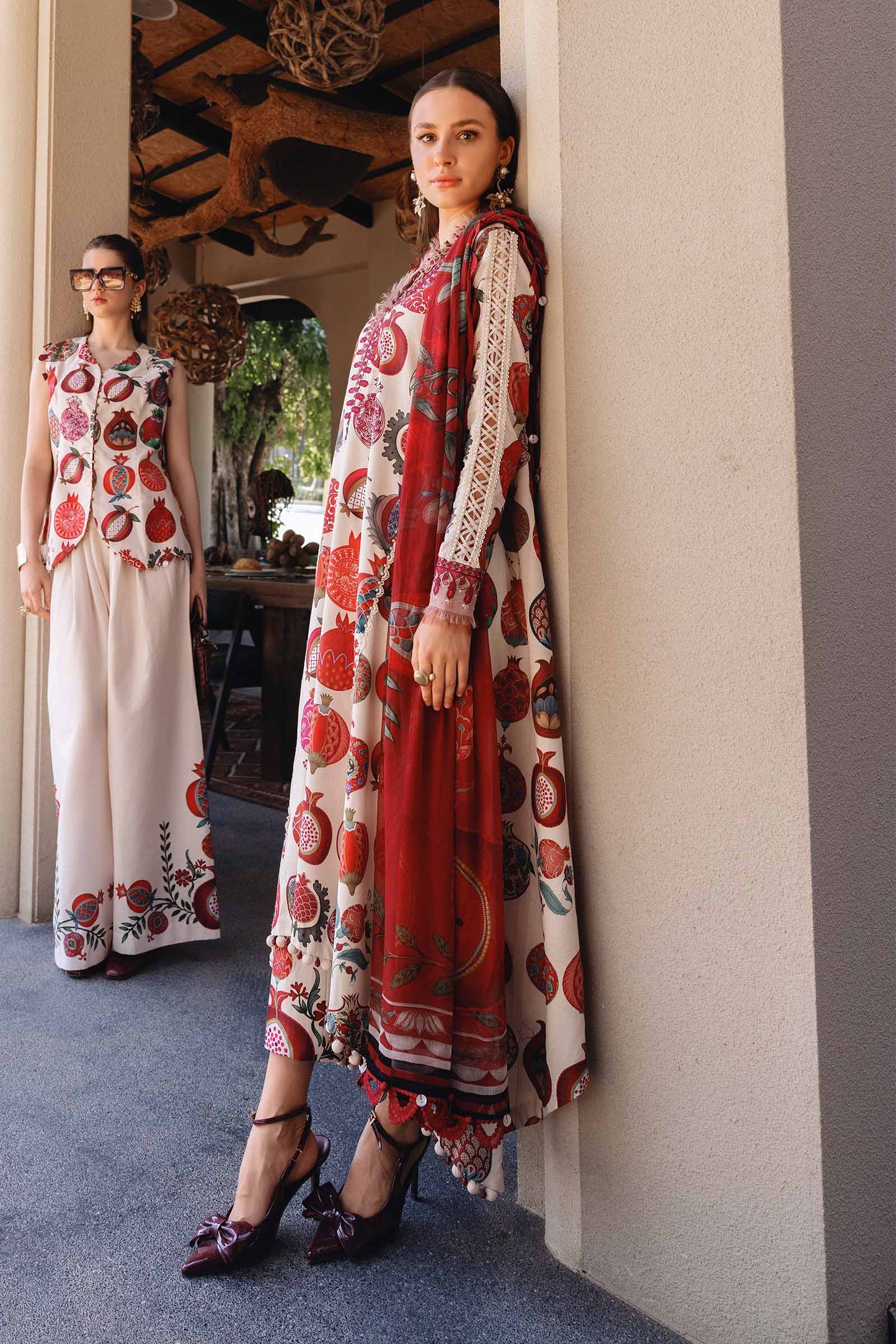 3 PIECE UNSTITCHED - LAWN | EMBROIDERED