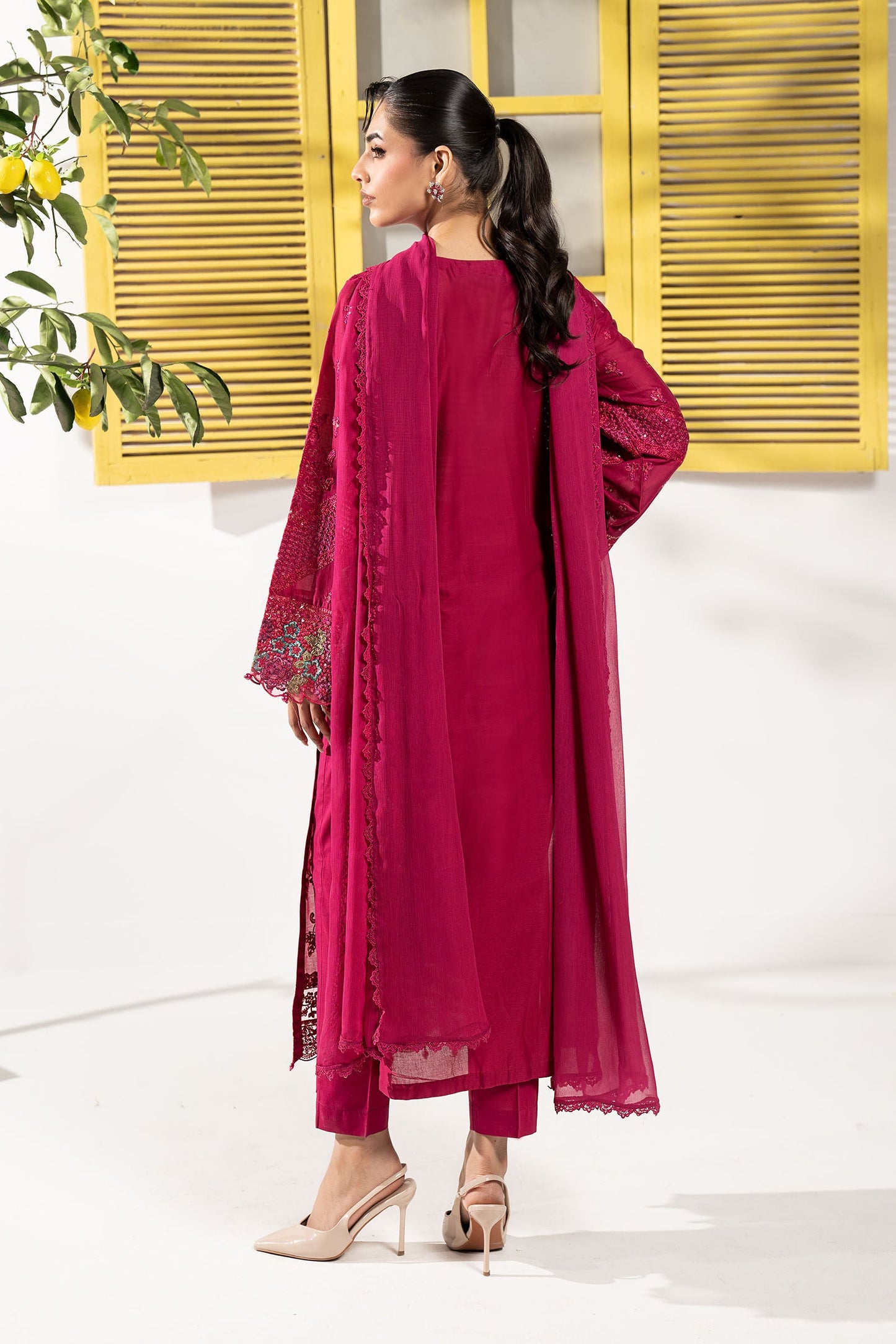 3 PIECE STITCHED - LAWN | EMBROIDERED