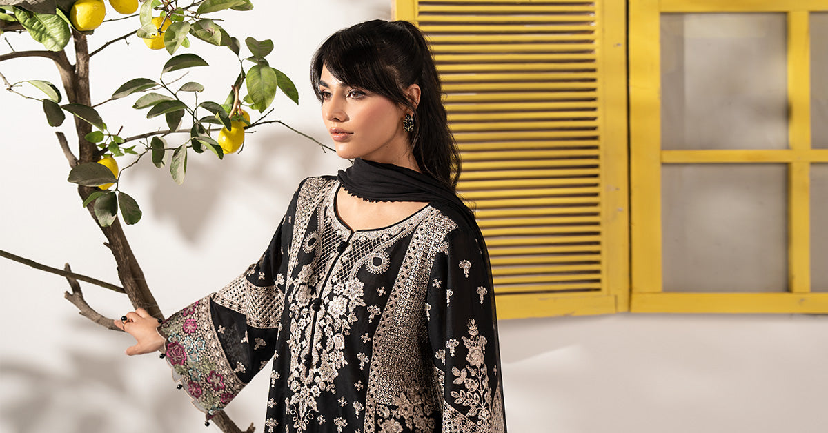 3 PIECE STITCHED - LAWN | EMBROIDERED