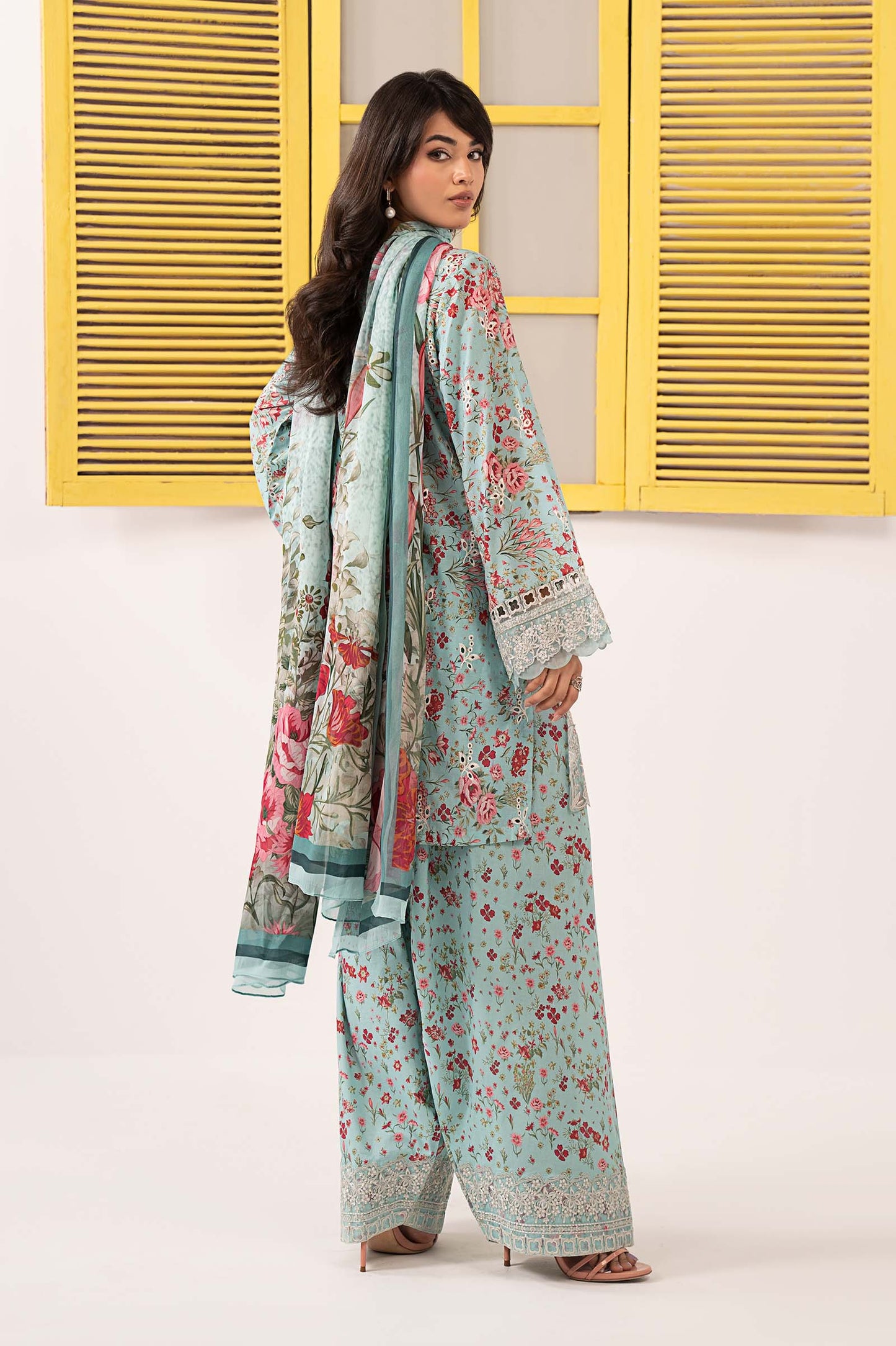3 PIECE STITCHED - LAWN | EMBROIDERED