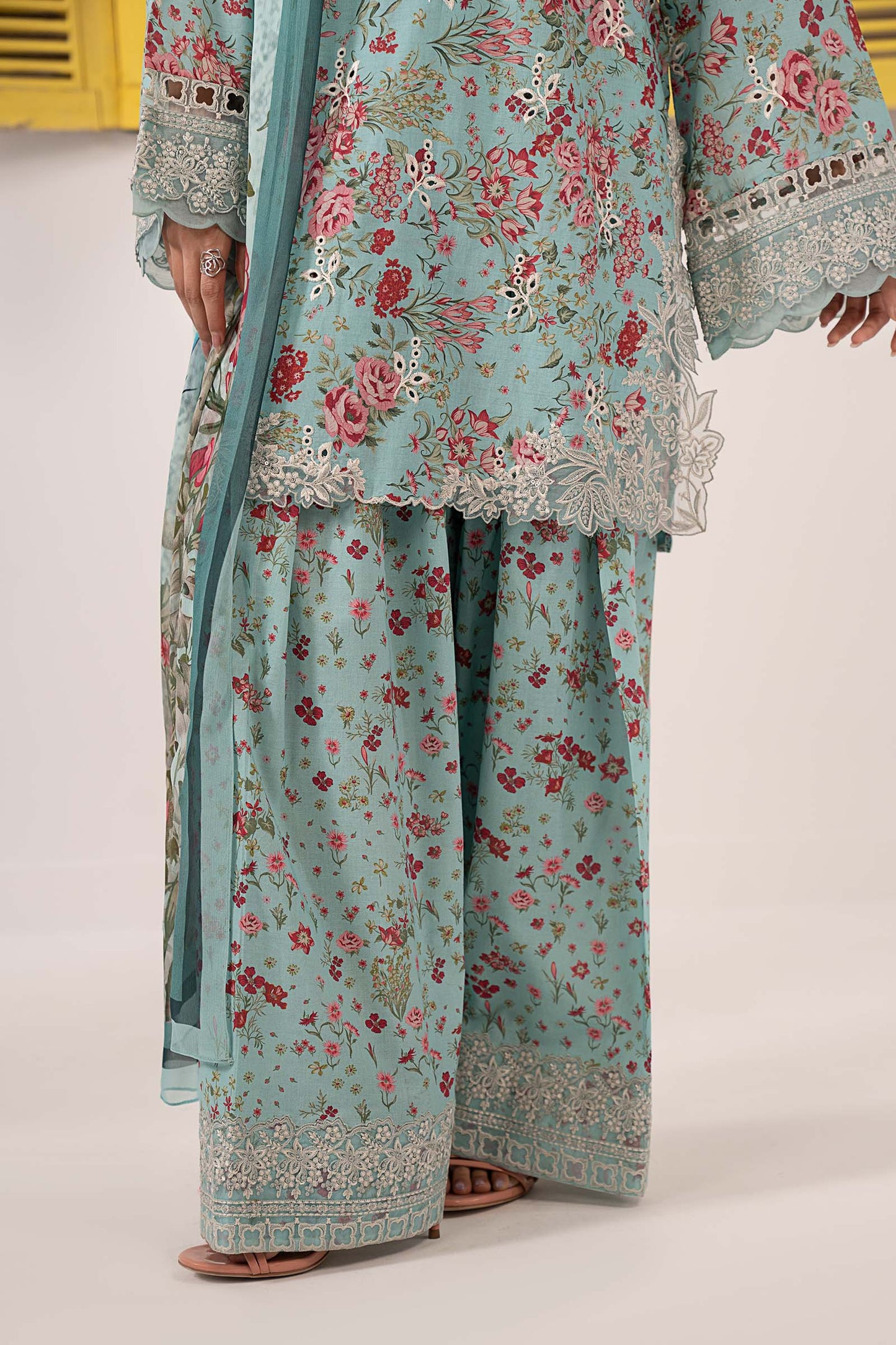 3 PIECE STITCHED - LAWN | EMBROIDERED
