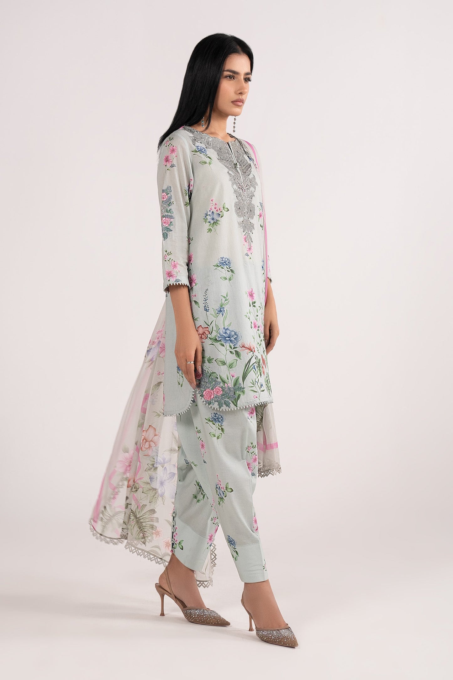 3 PIECE STITCHED - LAWN | EMBROIDERED