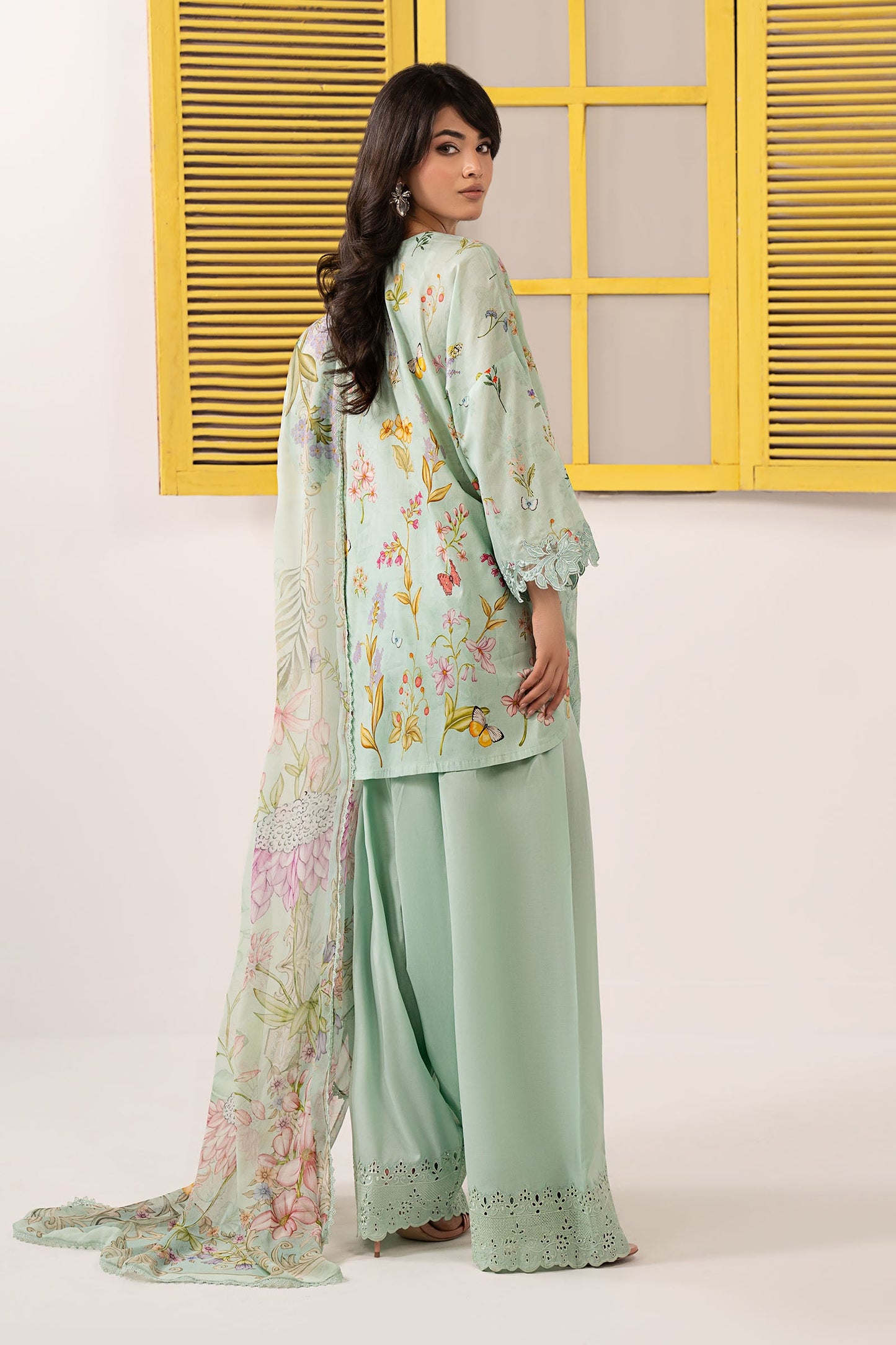 3 PIECE STITCHED - LAWN | EMBROIDERED