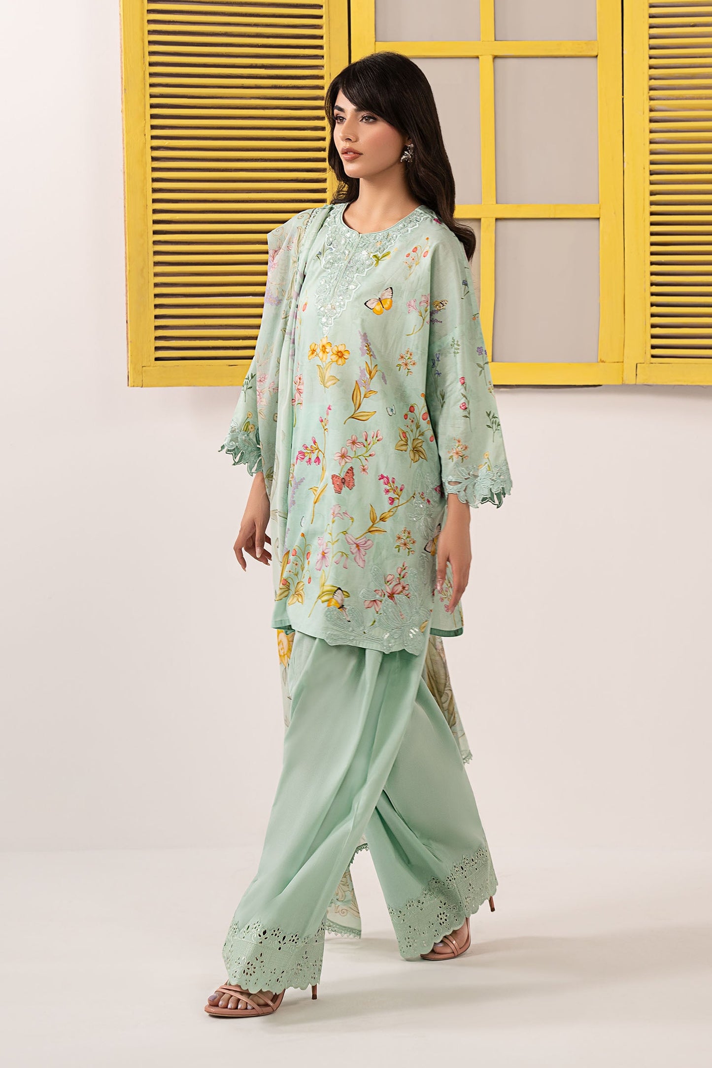 3 PIECE STITCHED - LAWN | EMBROIDERED