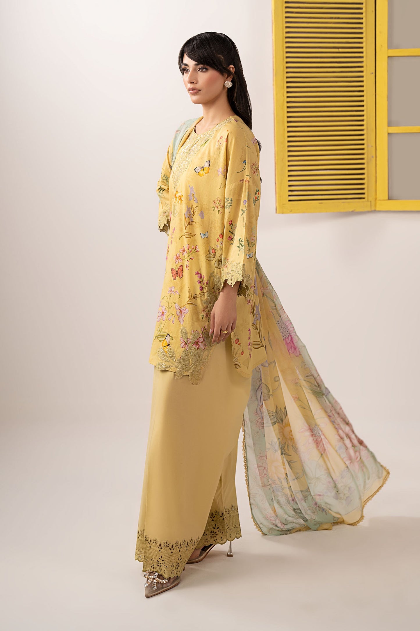 3 PIECE STITCHED - LAWN | EMBROIDERED
