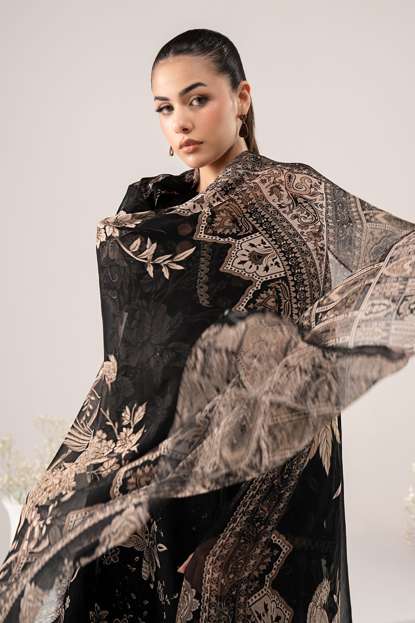 3 PIECE STITCHED - LAWN | EMBROIDERED