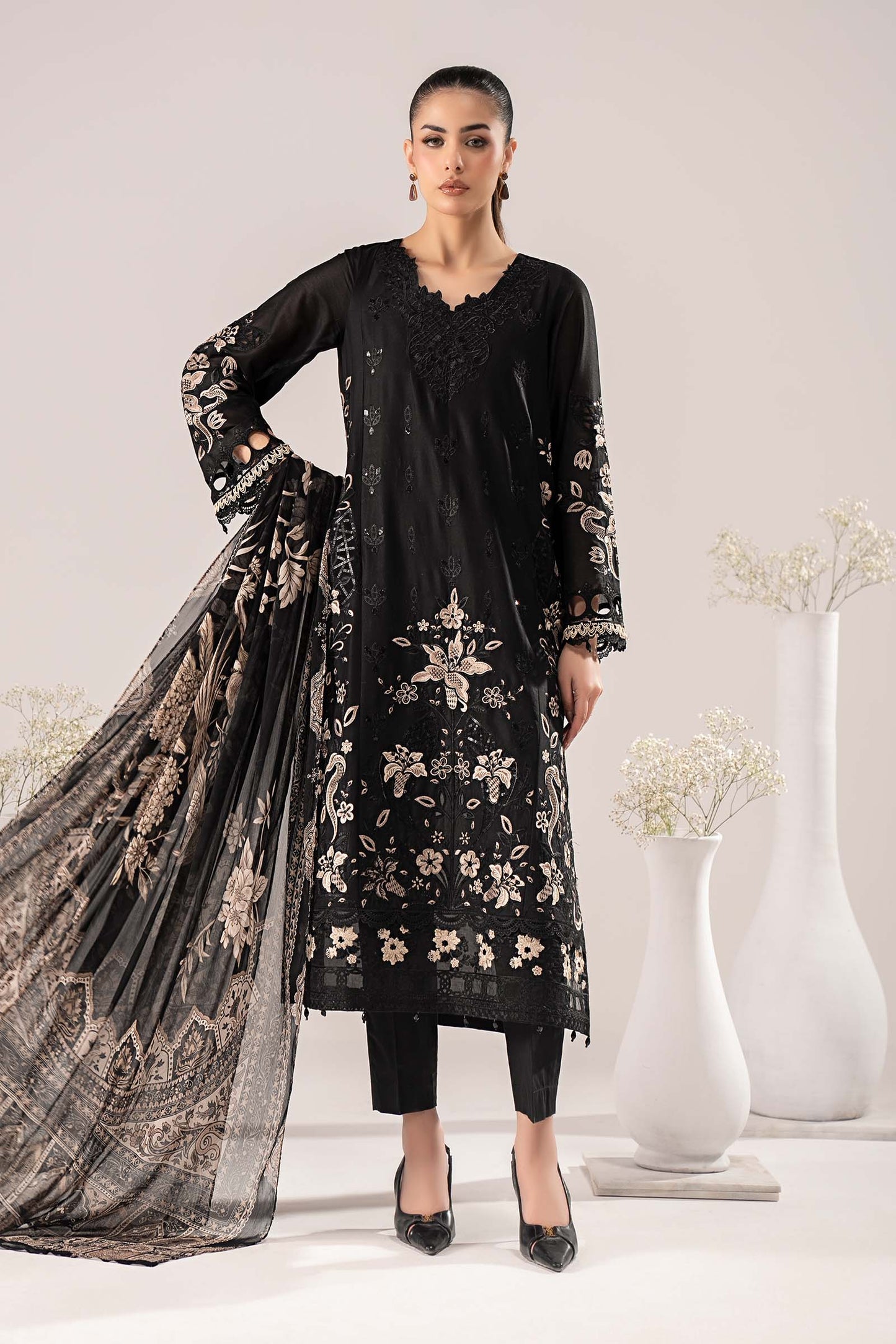 3 PIECE STITCHED - LAWN | EMBROIDERED
