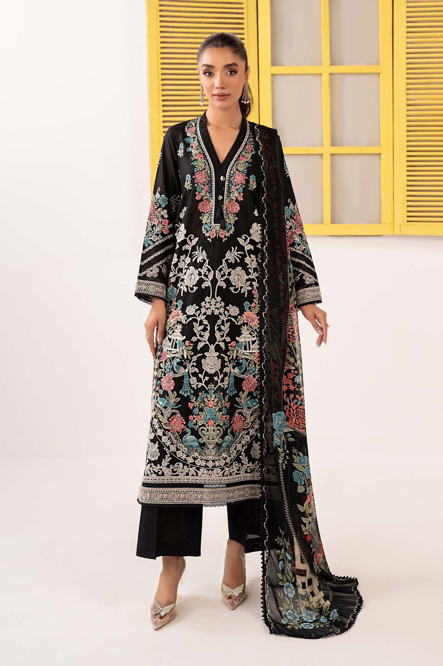 3 PIECE STITCHED - LAWN | EMBROIDERED