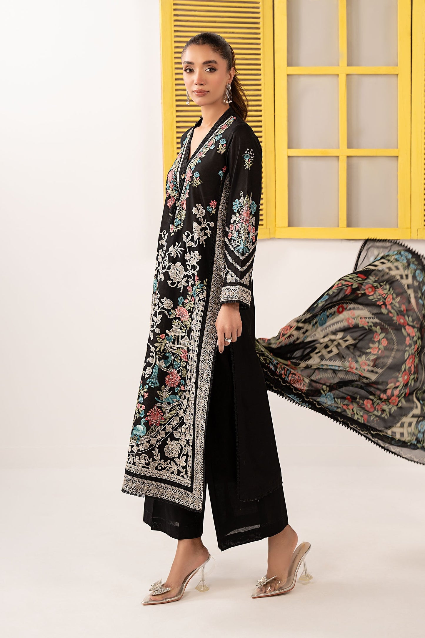 3 PIECE STITCHED - LAWN | EMBROIDERED