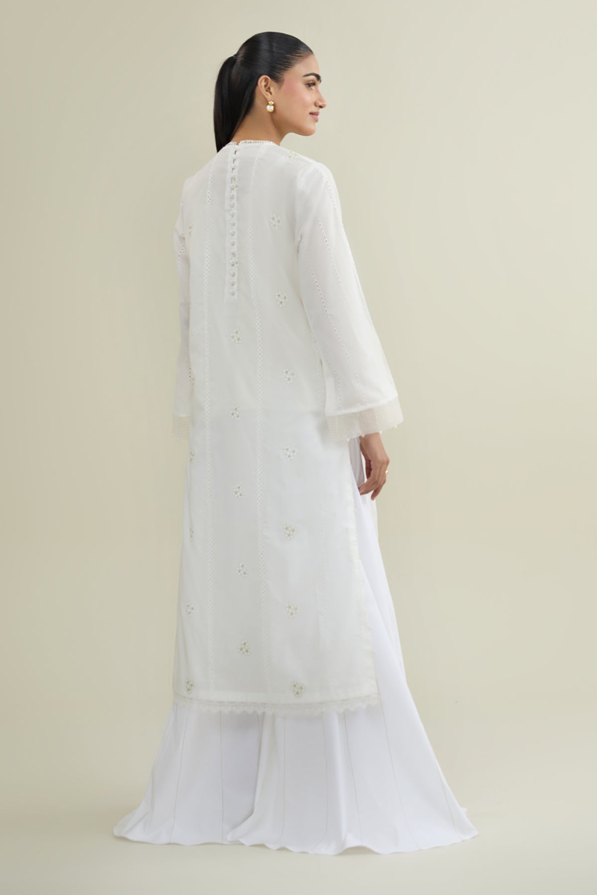 2 PIECE UNSTITCHED - LAWN | EMBROIDERED