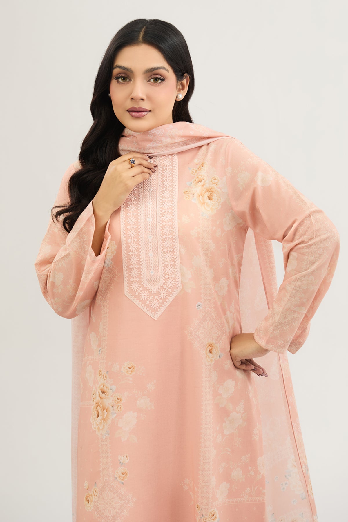 3 PIECE UNSTITCHED - LAWN | EMBROIDERED