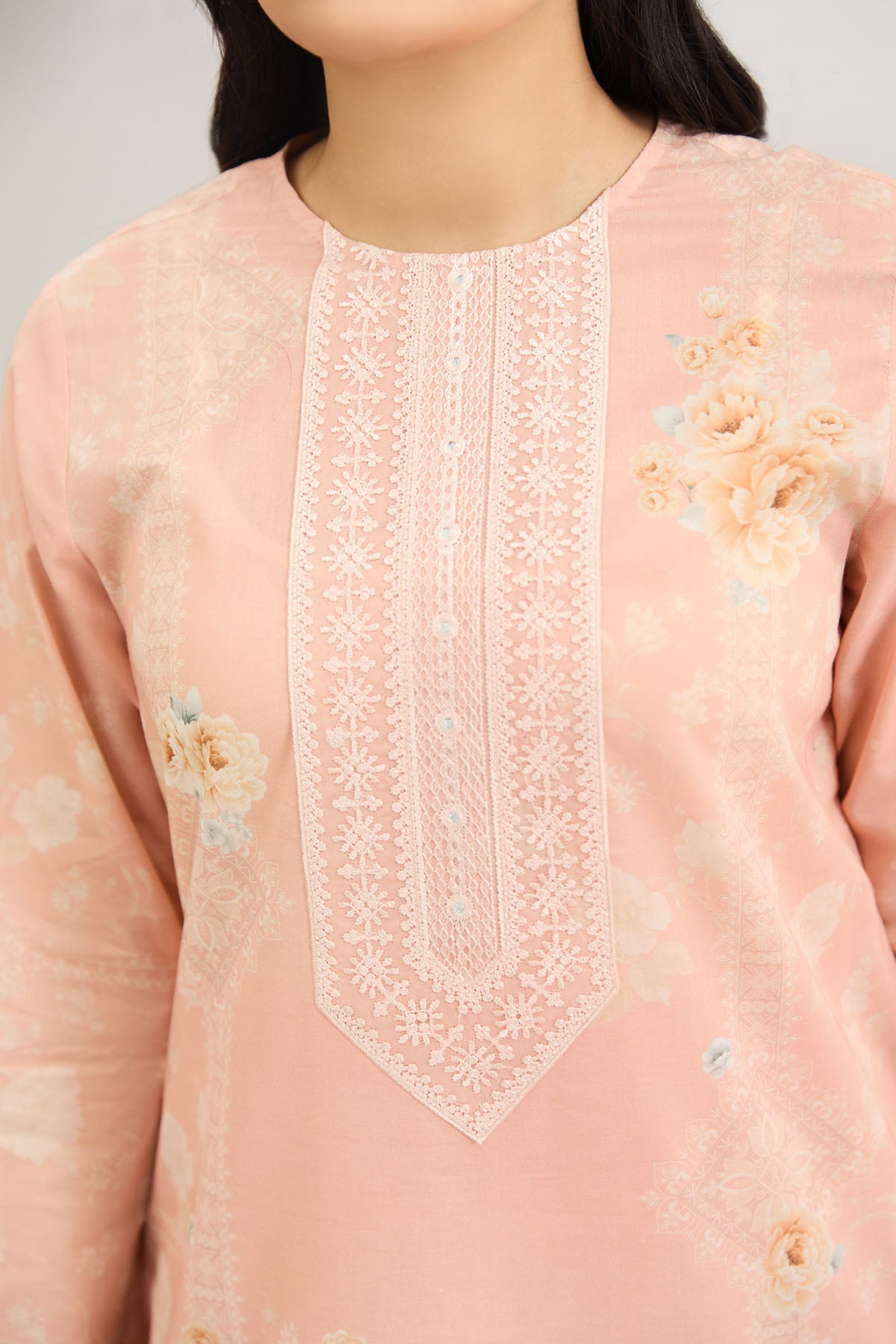 3 PIECE UNSTITCHED - LAWN | EMBROIDERED