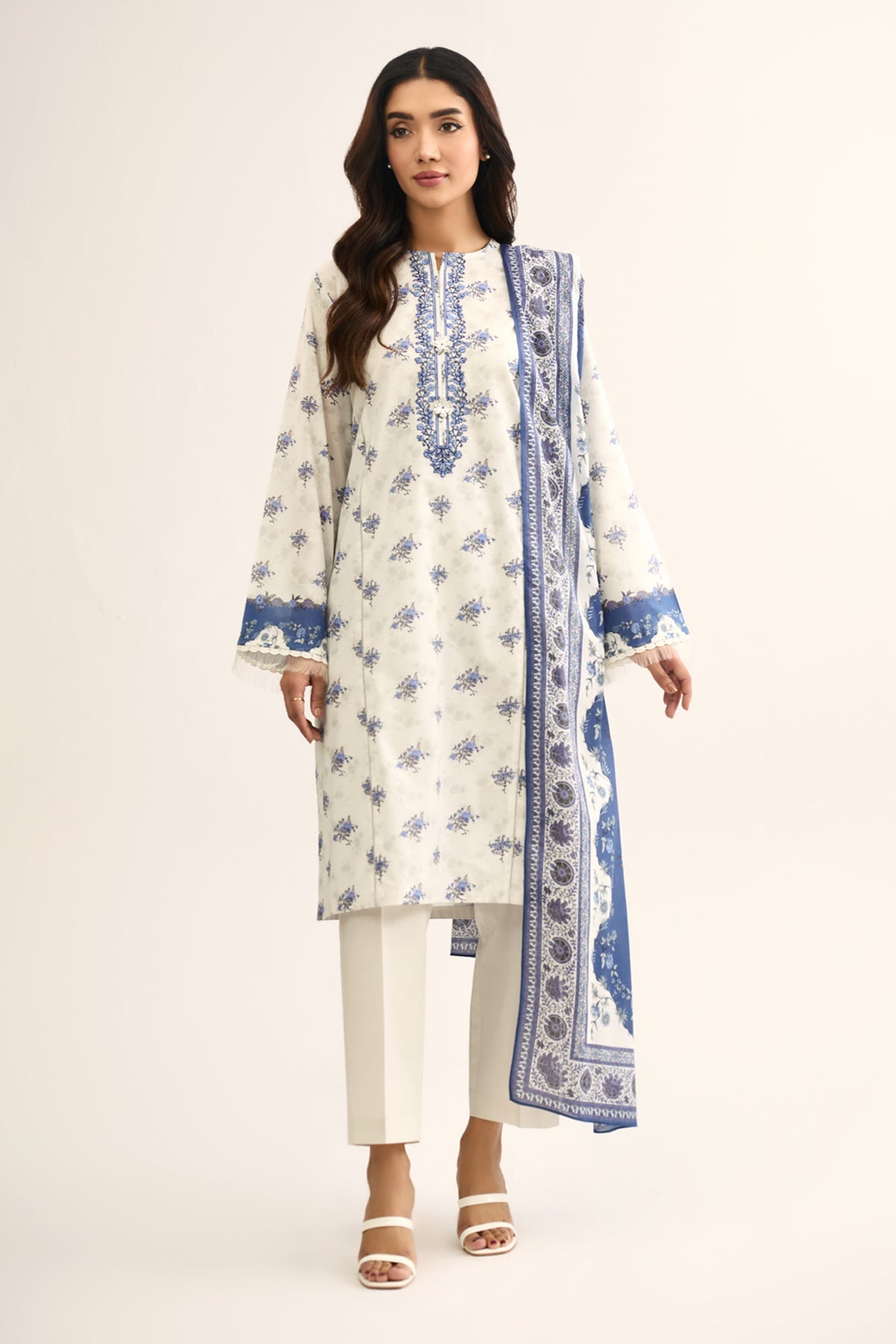 3 PIECE UNSTITCHED - LAWN | EMBROIDERED
