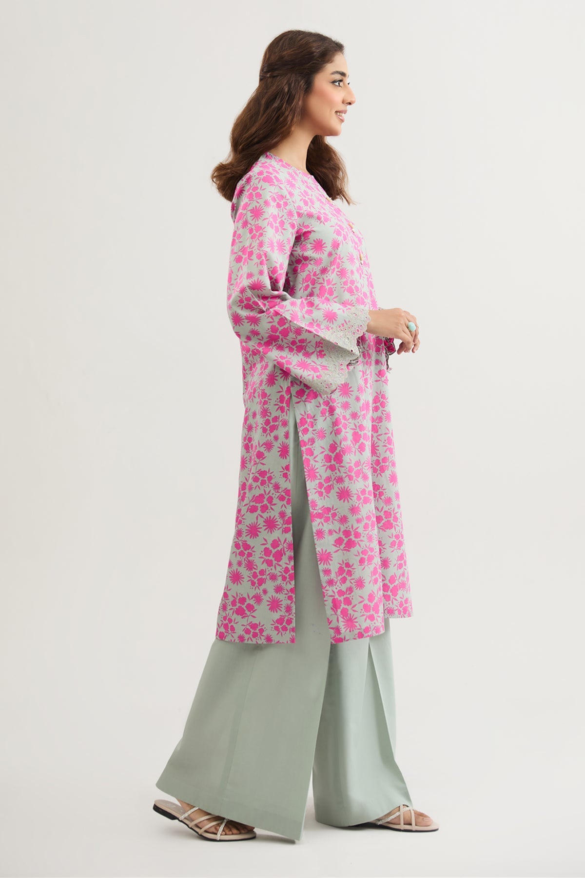 2 PIECE UNSTITCHED - LAWN | EMBROIDERED